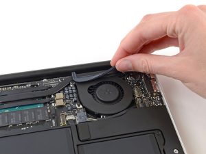 Vệ sinh laptop uy t&iacute;n tại H&agrave; Nội